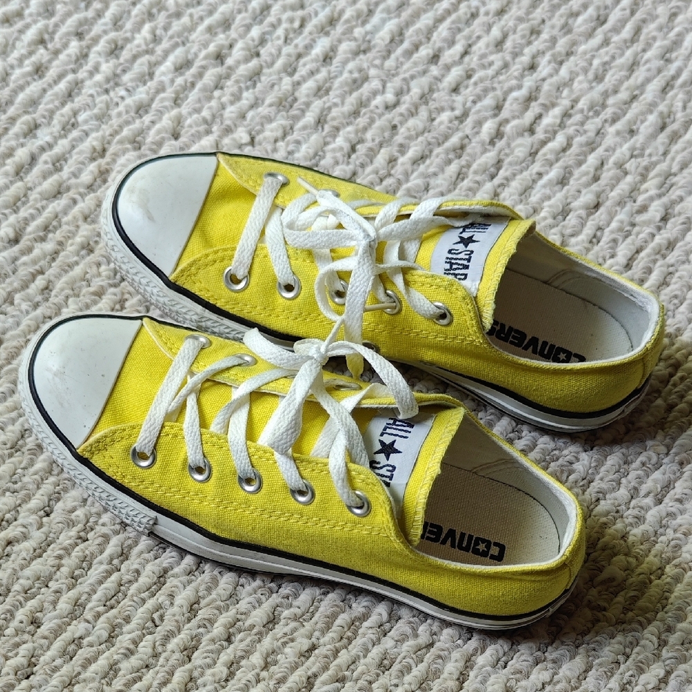 Converse Yellow Low-Top Sneakers Classic Canvas Style